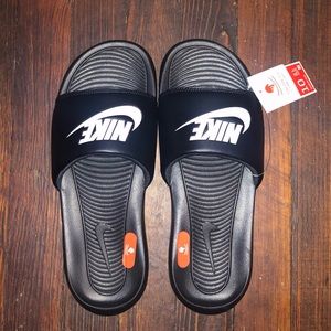 Nike Victori One Slides